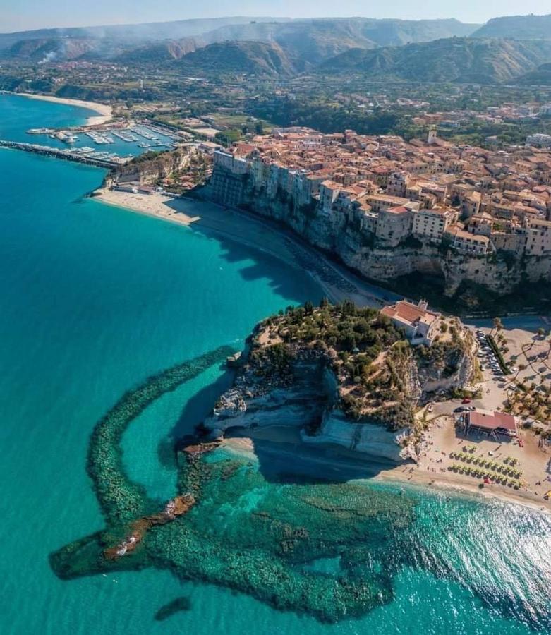 Ingrid Rooms Tropea Exteriör bild